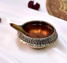 Vintage Golden Brass Lamp Diya for Diwali Decoration